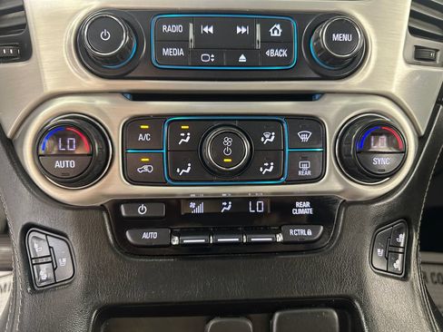 Used 2018 GMC Yukon XL SLT w/ HD Trailering Package AWD/4WD image 32