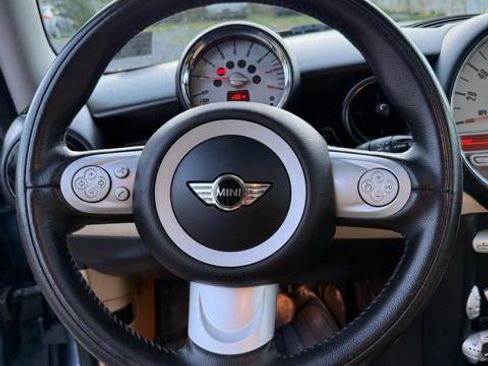 Used 2009 MINI Cooper Hardtop FWD image 11