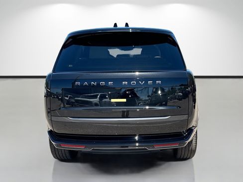 New 2026 Land Rover Range Rover Long Wheelbase SE image 4