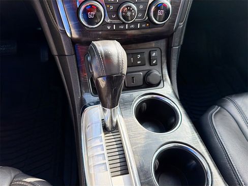 Used 2015 Buick Enclave Leather image 16