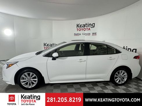 Used 2024 Toyota Corolla XLE image 8