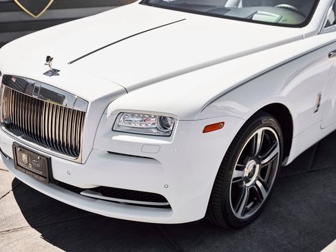 Used 2014 Rolls-Royce Wraith RWD image 7