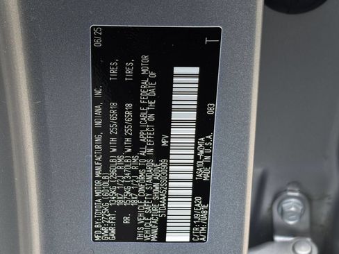 Used 2025 Toyota Grand Highlander FWD image 30