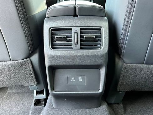 New 2026 Nissan Rogue SV image 32