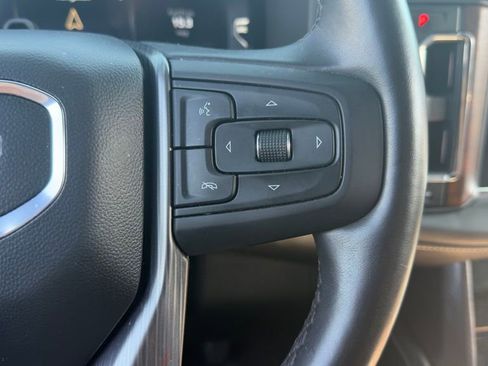 Used 2023 GMC Yukon Denali Ultimate AWD/4WD image 13