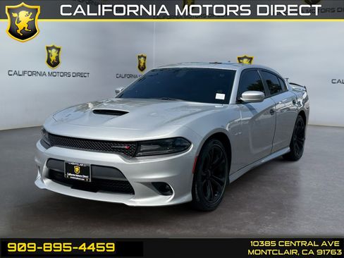 Used 2020 Dodge Charger R/T w/ Navigation & Travel Group RWD image 1