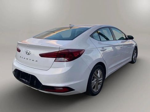 Used 2019 Hyundai Elantra SEL image 6