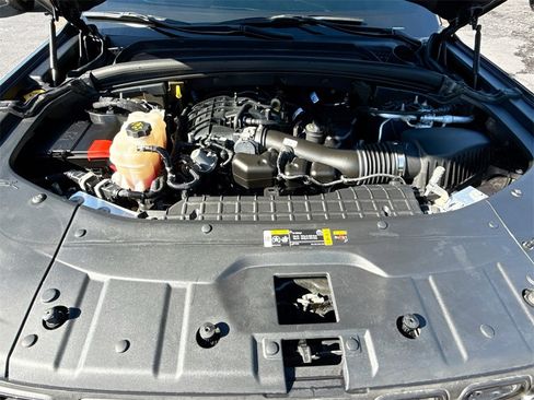 Used 2024 Jeep Grand Cherokee Limited w/ Black Appearance Package image 35