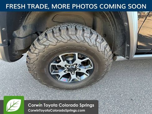 Used 2019 Jeep Wrangler Rubicon w/ Steel Bumper Group AWD/4WD image 11