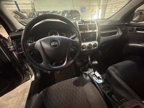 Used 2006 Kia Sportage LX image 11
