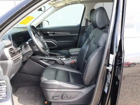 Used 2025 Kia Telluride S AWD/4WD image 7