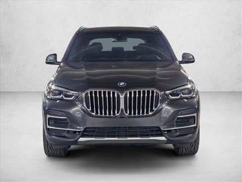 Used 2022 BMW X5 sDrive40i w/ Parking Assistance Package RWD image 2