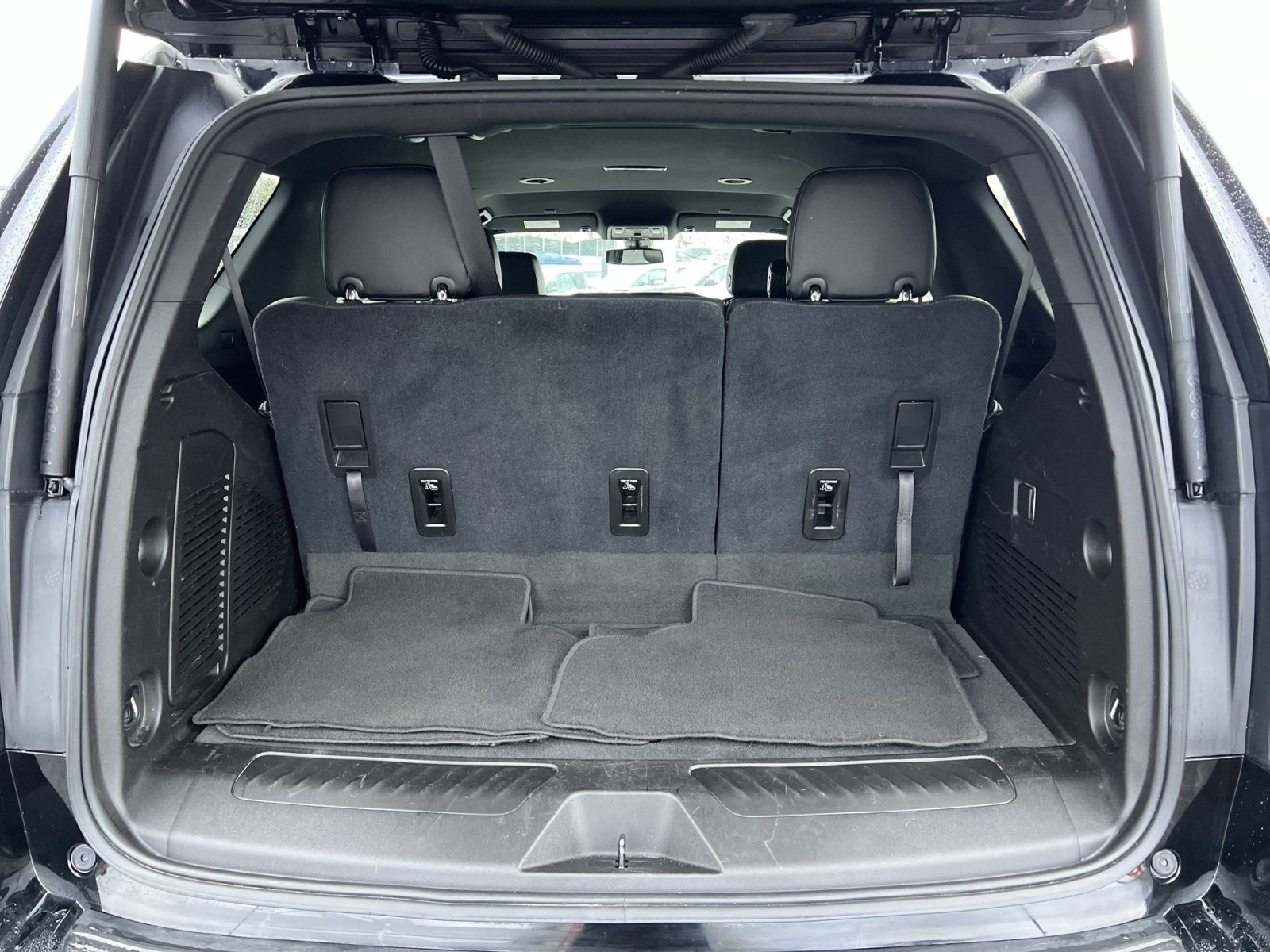 Used 2021 Chevrolet Tahoe LT AWD/4WD image 25