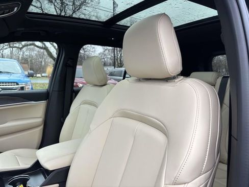 New 2026 Jeep Grand Cherokee Limited AWD/4WD image 14