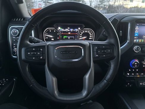 Used 2021 GMC Sierra 2500 Denali w/ Technology Package image 23