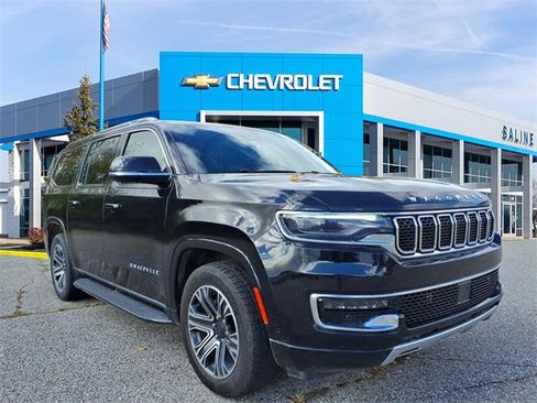 Used 2023 Jeep Wagoneer L Series II image 1