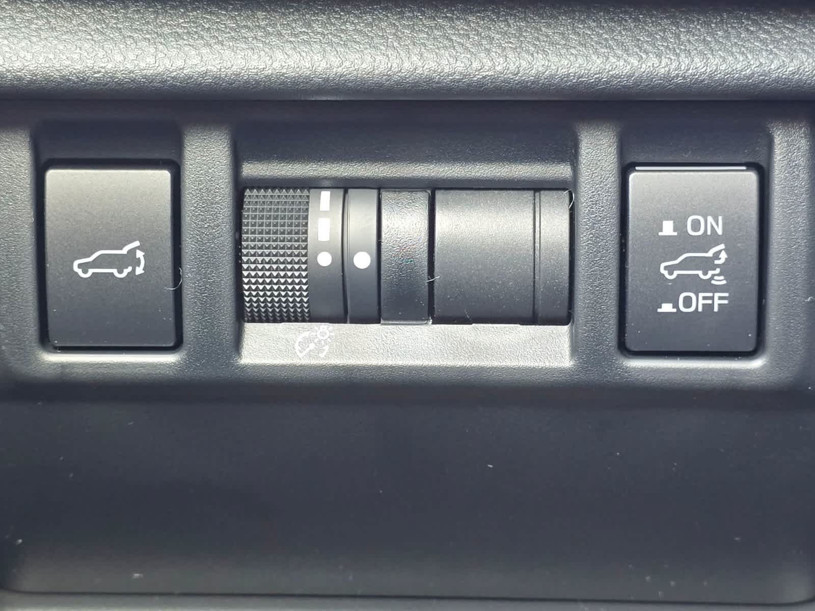 New 2026 Subaru Forester Premium AWD/4WD image 17