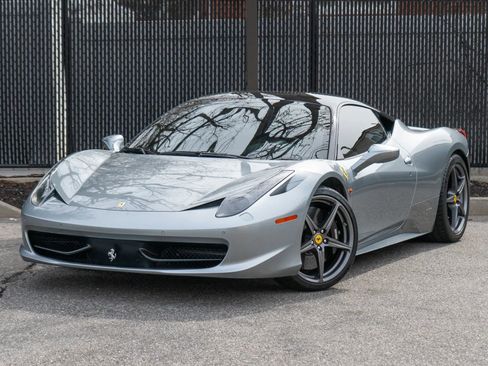 Used 2011 Ferrari 458 Italia Coupe image 7