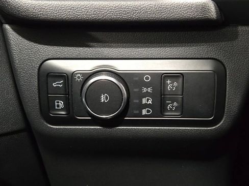 New 2025 Ford Escape SE w/ Class II Trailer Tow Package FWD image 27