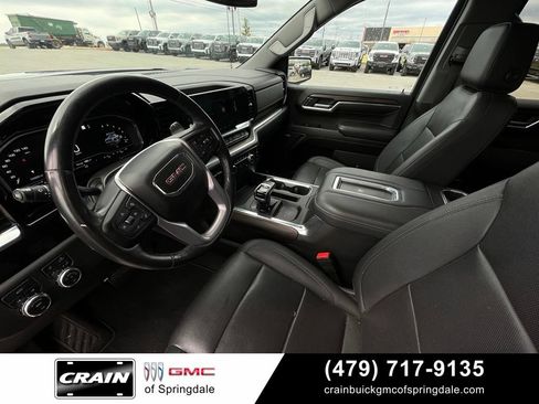Used 2022 GMC Sierra 1500 SLT w/ SLT Premium Plus Package AWD/4WD image 9