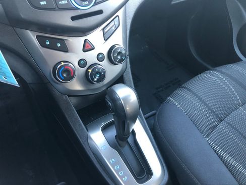 Used 2014 Chevrolet Sonic LT image 11