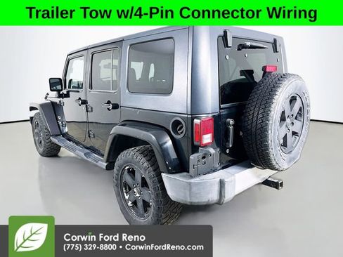 Used 2008 Jeep Wrangler Unlimited Sahara AWD/4WD image 5