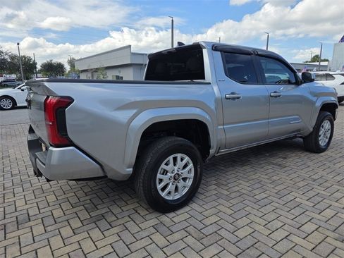 Certified 2025 Toyota Tacoma SR5 image 11