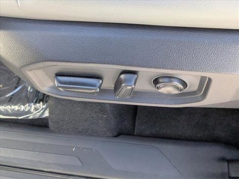 Used 2023 Toyota Sequoia Limited image 19