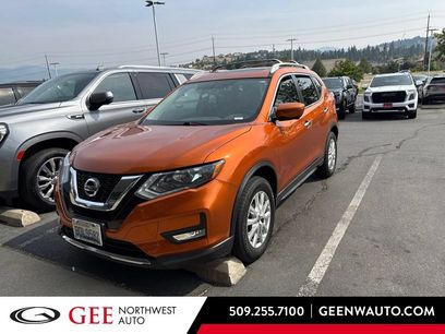 Used 2017 Nissan Rogue SV