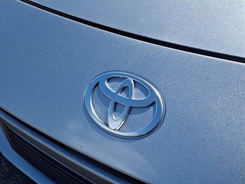 Used 2025 Toyota Camry LE FWD image 7