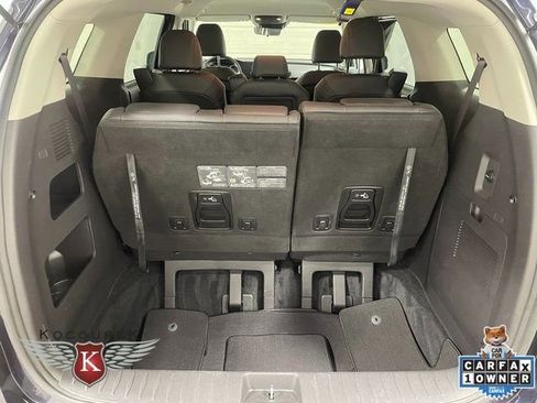 Used 2024 Kia Carnival LX image 25