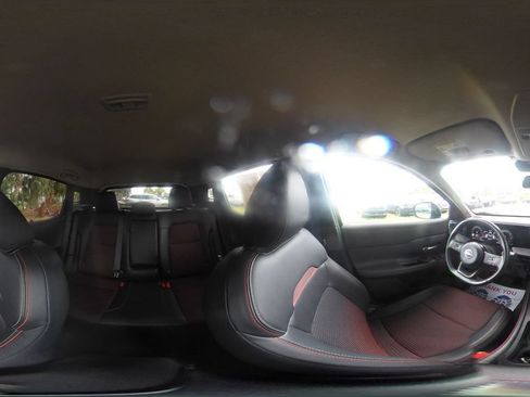 Used 2026 Nissan Kicks SR FWD image 39