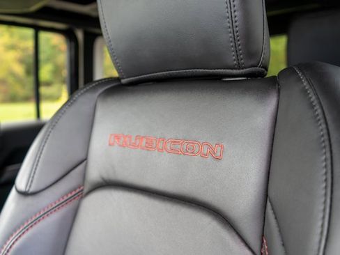 Used 2024 Jeep Wrangler Unlimited Rubicon image 22