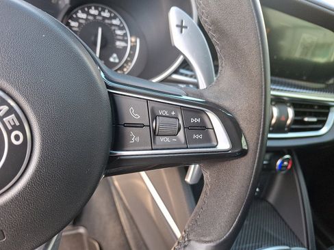 Used 2022 Alfa Romeo Stelvio Quadrifoglio w/ Active Assist Plus Package image 23