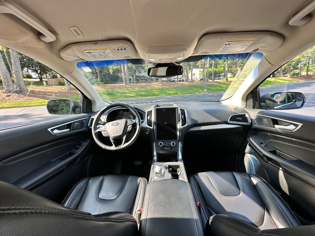 Used 2022 Ford Edge Titanium AWD/4WD image 18