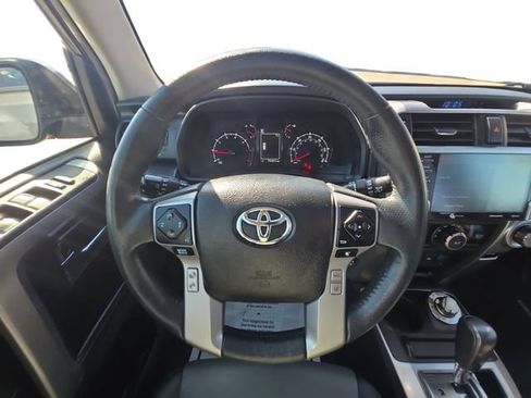 Used 2020 Toyota 4Runner SR5 Premium w/ Moonroof Package AWD/4WD image 12