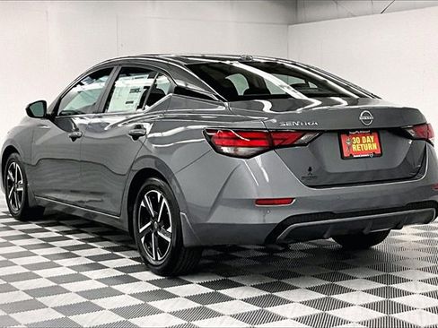 New 2025 Nissan Sentra SV image 3