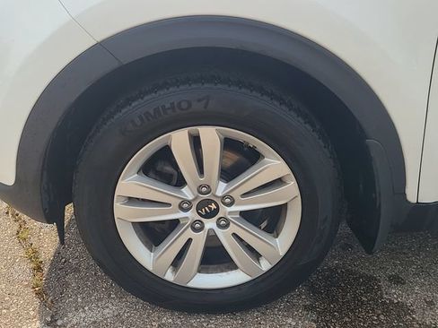 Used 2018 Kia Sportage LX AWD/4WD image 10