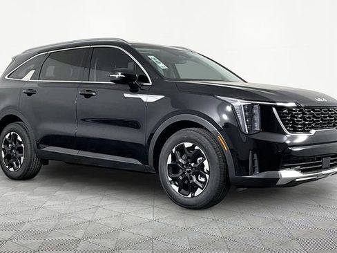 New 2026 Kia Sorento S FWD image 3