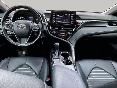 Used 2024 Toyota Camry SE FWD image 14