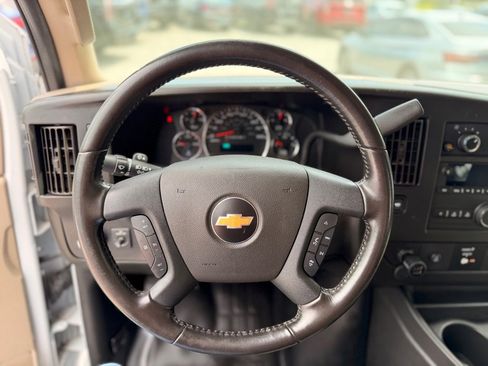Used 2021 Chevrolet Express 2500 w/ Driver Convenience Package image 16
