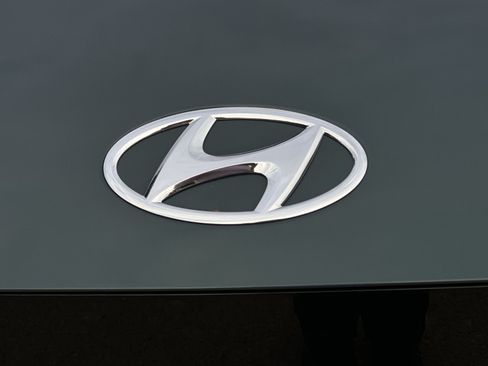 Used 2023 Hyundai Ioniq 5 SE AWD/4WD image 12