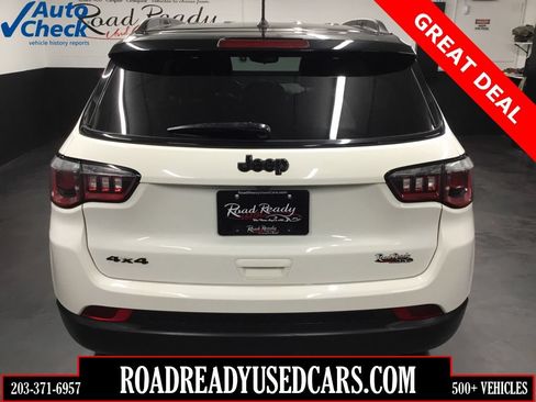 Used 2018 Jeep Compass Latitude AWD/4WD image 9