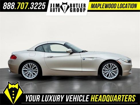 Used 2011 BMW Z4 sDrive35i image 5