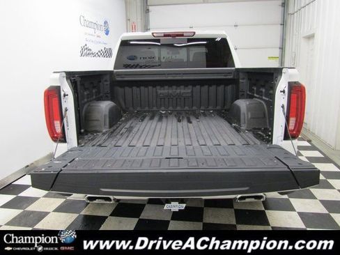 Certified 2025 GMC Sierra 1500 Denali image 19
