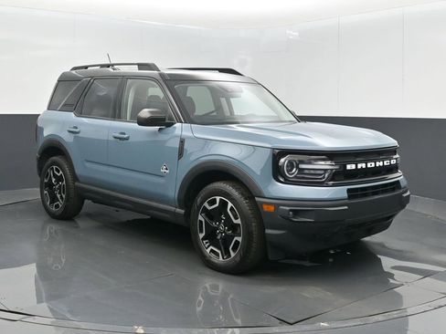 Used 2021 Ford Bronco Sport Outer Banks image 1