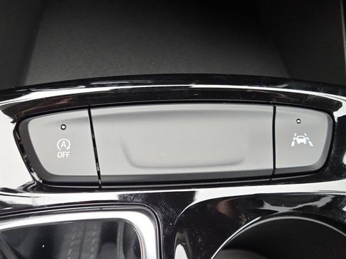 New 2026 Chevrolet Trax LT w/ Driver Confidence Package image 11