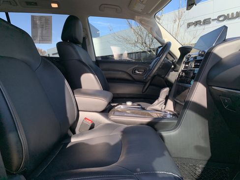 Used 2023 INFINITI QX80 Luxe w/ Cargo Package image 35