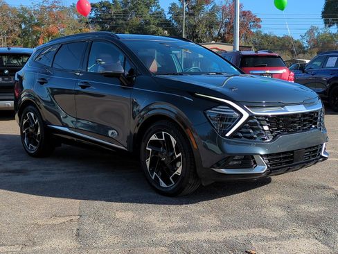 Certified 2023 Kia Sportage SX image 3