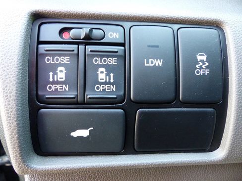 Used 2017 Honda Odyssey EX-L image 24